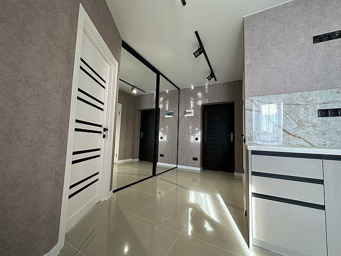 Продам 1 кімнатну сучасну нову квартиру 39 м2, 20 хв метро Академміст Софіївська Борщагівка - зображення 8