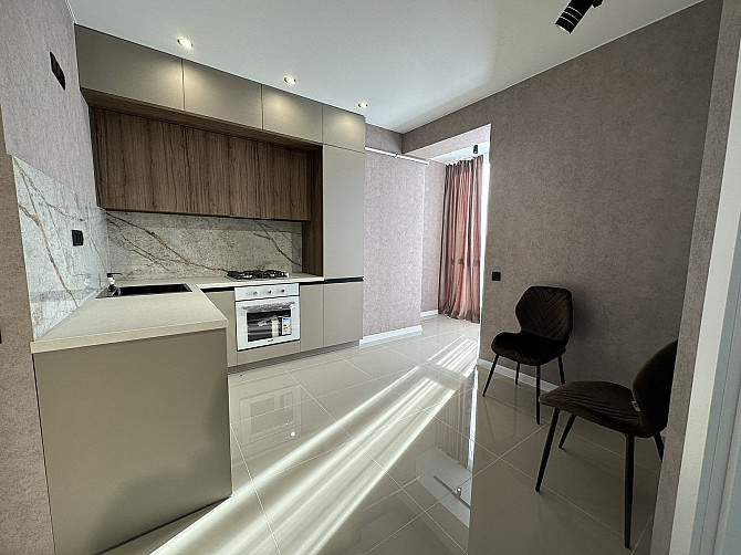 Продам 1 кімнатну сучасну нову квартиру 39 м2, 20 хв метро Академміст Софіївська Борщагівка - зображення 5