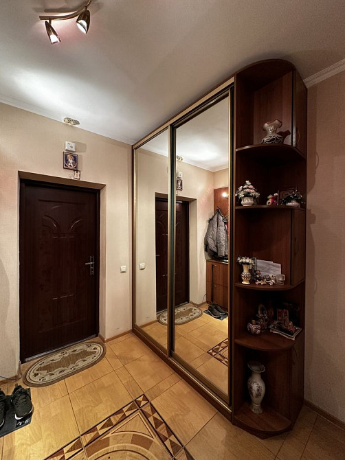 Оренда добротної просторої квартири Лагуновой 4б Бровари - зображення 4