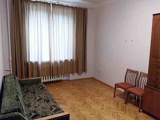 Двохкімнатна квартира в  Солом'янському районі. Киев