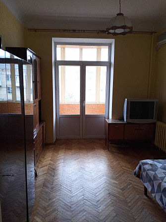 Двохкімнатна квартира в  Солом'янському районі. Киев - изображение 2