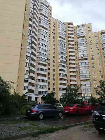 Продаж великої квартири, новий будинок, вид на Дніпро! Без% Киев
