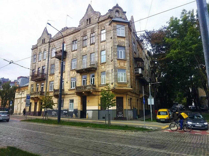 Продаж 2 к квартири в Австрійці в центрі міста Львов - изображение 1