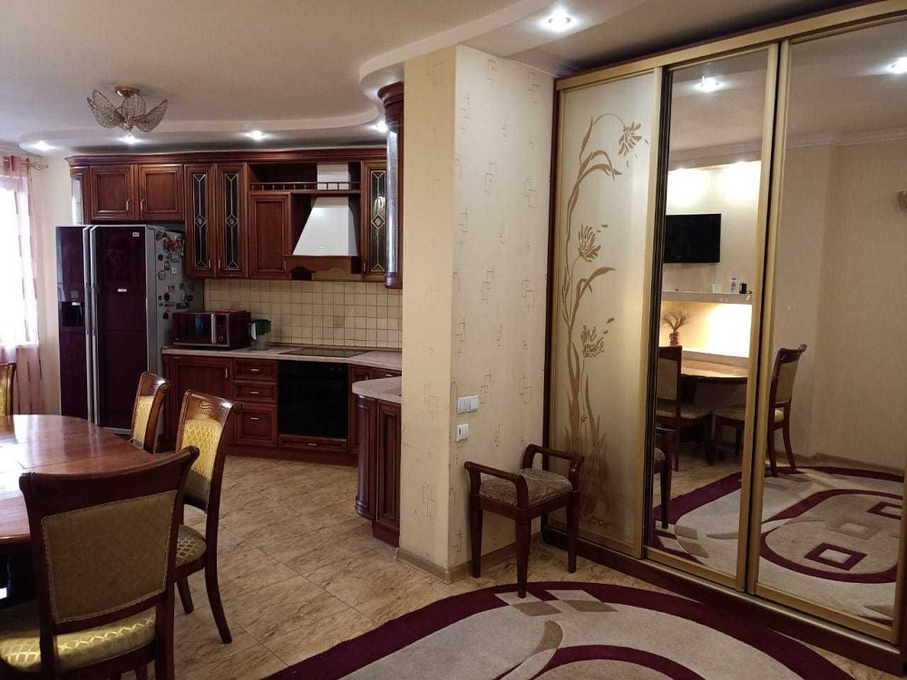 Аренда комфортной 3-к на просп. Академика Палладина 25, Академгородок Киев - изображение 1