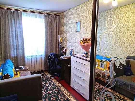 Продам 2-х.кімнатну квартиру в Макарові.На третьому поверсі. Макарів