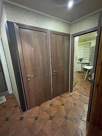 Продам 2х комнатную квартиру с мебелью и техникой центр собственник Краматорск - изображение 4