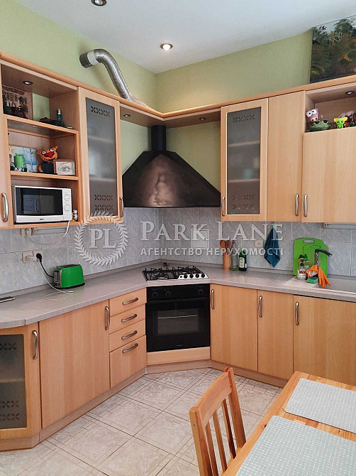 Продам 2к 60м2 с ремонтом ул Льва Толстого 25 Сталинка с Лифтом! Київ - зображення 2