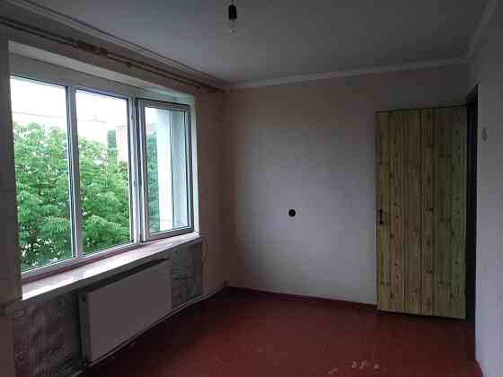 Продам 3-х комнатную квартиру Побугское