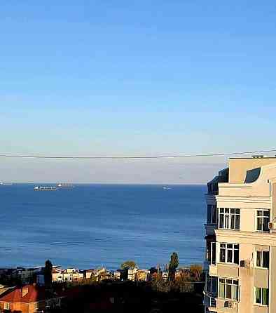 Сдам красивую   квартиру  с видом на море Черноморск