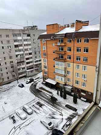 Продам 3 комнатную картиру в центре Новомосковск