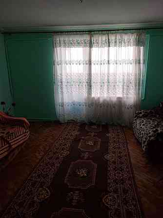 Продам 3 кімнатну + цегляний гараж   Борщів Тернопільська обл Борщев