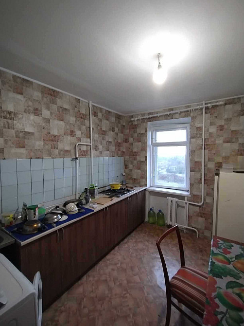 Продам 2-х ком.кв-ру - с гаражом ост. Уральские казармы, Шевч. р-н Запоріжжя - зображення 1