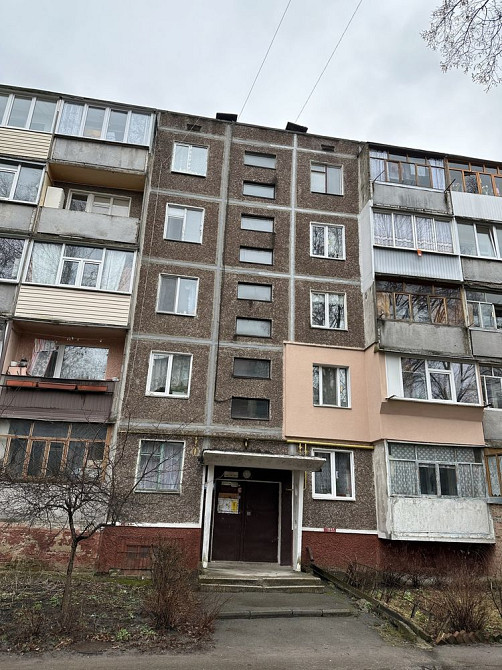 Продажа 2 ком кв.ул.Пр-кт Левка Лукьяненко Чернигов - изображение 1