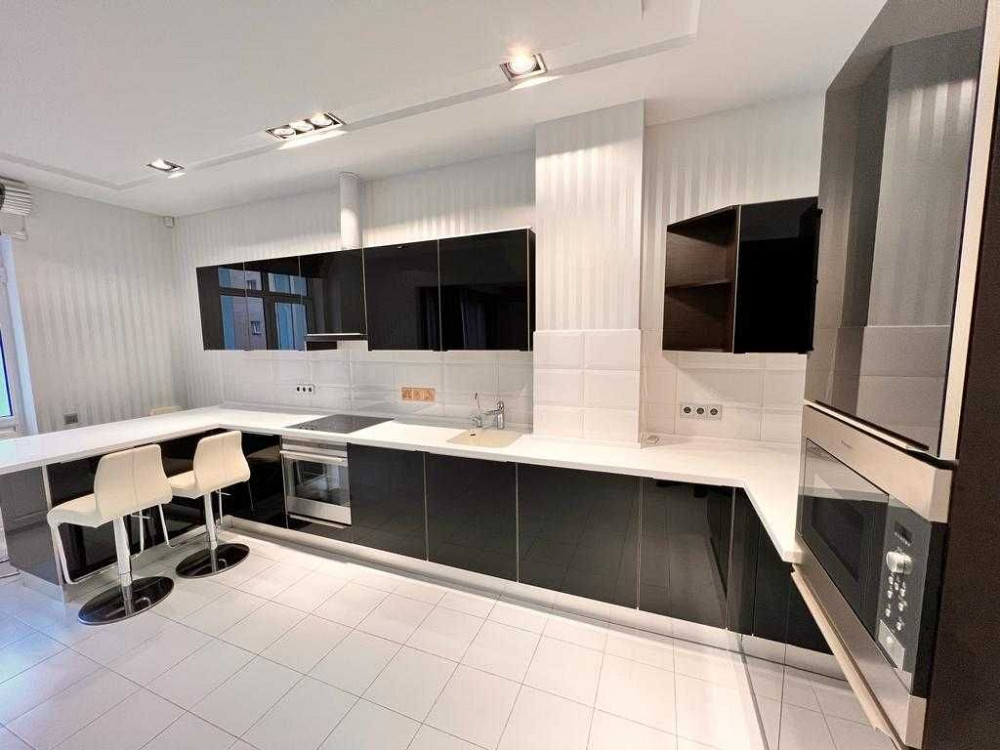 4к, 4 поверх, 182м², підземний паркінг, вул. Павлівська, 26/41, без % Київ - зображення 1