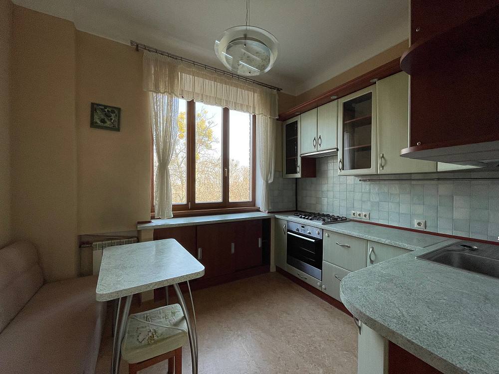 1 комн. Ул. Генерала Родимцева 9, в Голосеевском парке! Киев - изображение 4