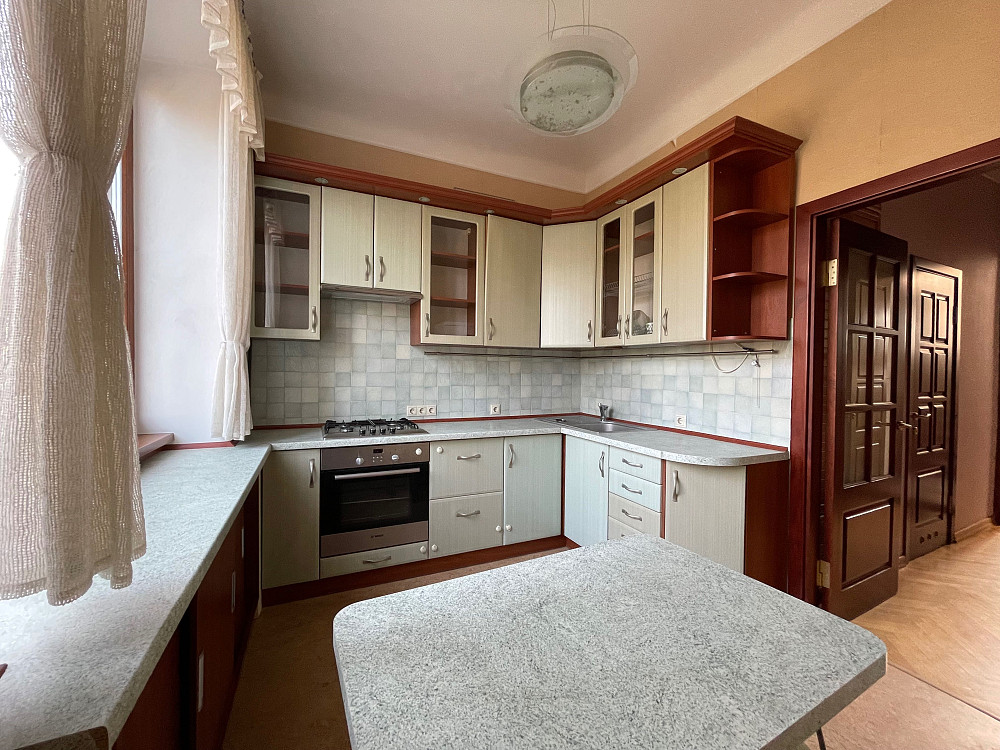 1 комн. Ул. Генерала Родимцева 9, в Голосеевском парке! Киев - изображение 2