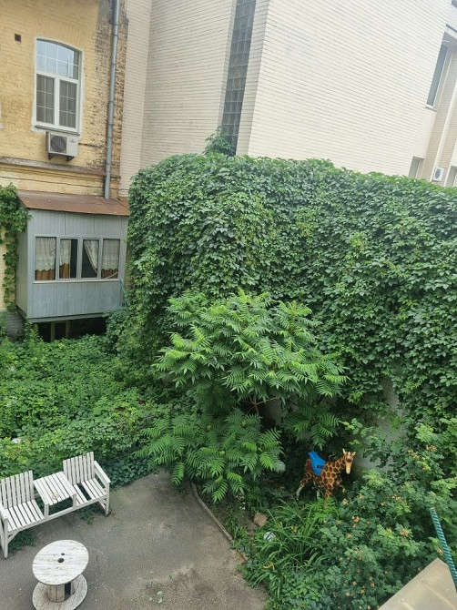 м Золоті Ворота. Рейтерська. Шевченковський . 2 к 57 метрів . Київ - зображення 5