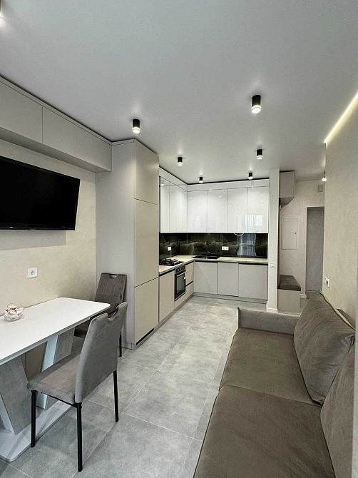 Оренда 1о кімн Центр. ЖК «Central City Apartments» Рівне - зображення 4