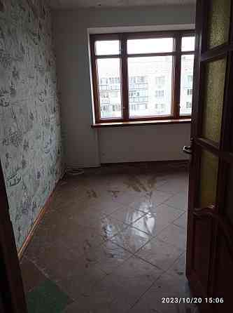 Продам  або обміняю власну  3 кімнатну квартиру в центрі (Літак) Новомосковськ