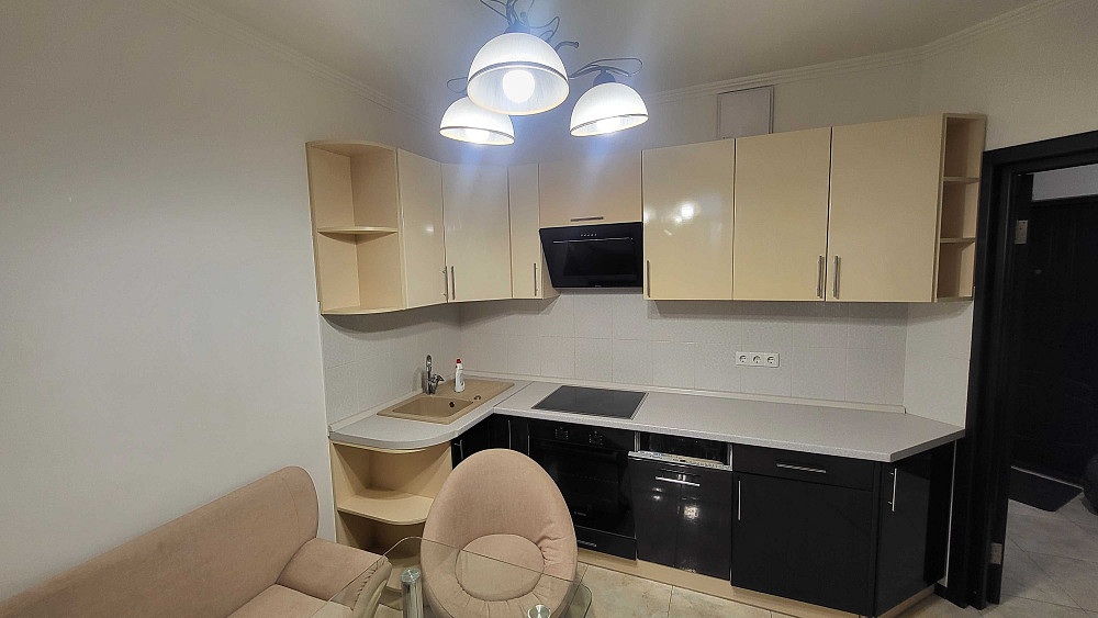 Вишгородская 45, ЖК Паркове Місто, Виноградарь, Минська, ТЦ Ретровіль Київ - зображення 1