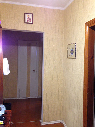 Продам 2-х кімнатну квартиру район "Трикутника"  2-й поверх (чешка) Лозова - зображення 2