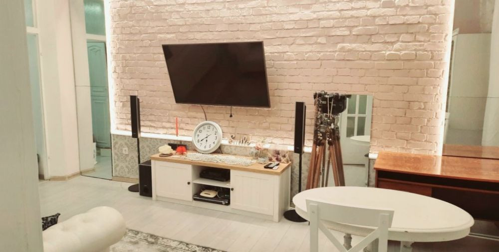 Оренда 2-х ком квартир Подол/Центр Вул Юрківська 34-а Київ - зображення 1