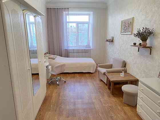 Лучшее предложение! Продажа - 3-комнатная "сталинка" в центре города Новомосковск