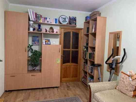 Продам двокімнатну квартиру на Бабурці Новослободка