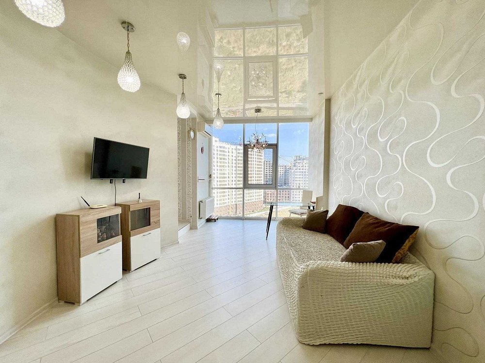 ЄОселя! Велика квартира в новобудові на Таїрова Одеса - зображення 1