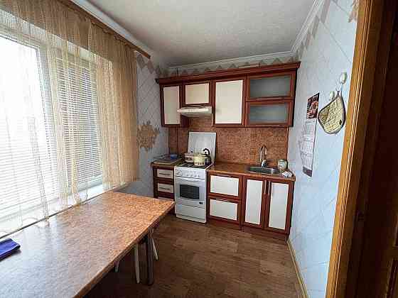 Продам 2 комнатную квартиру район магазина Воронин Запорожье