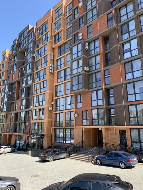 Здам 1-кімн. «студію» в новобудові вул. Рівненська 8а Чернівці - зображення 1