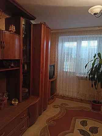 Продаж 3-кімнатної квартири з автономним опаленням і меблями Шостка