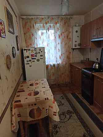 Продаж 3-кімнатної квартири з автономним опаленням і меблями Шостка