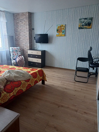 Сдам 1 комнатную квартиру- 55 м2  новый дом Черноморск - изображение 4