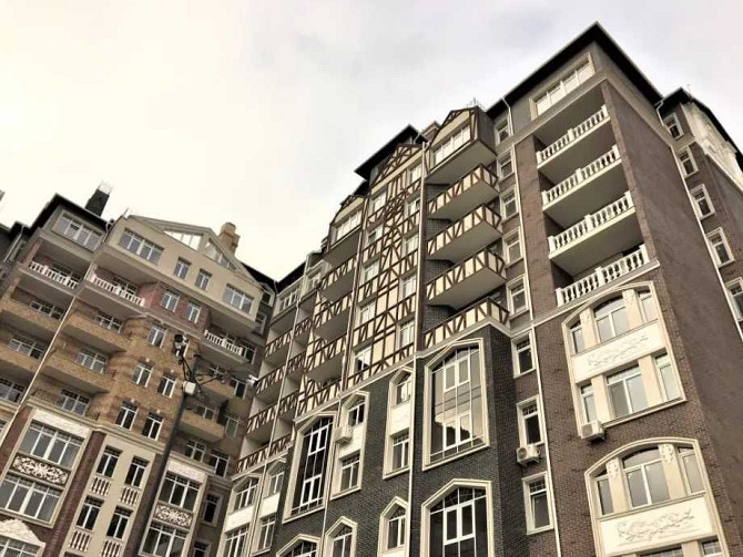 Нова трикімнатна квартира в курортному районі Одеси Крижанівка - изображение 1