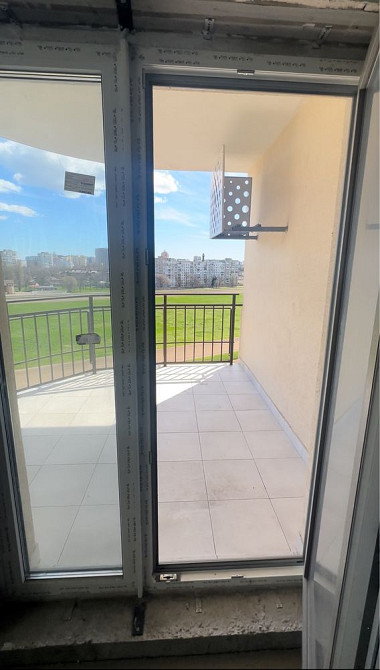 Своя 61 Жемчужина 62м Ипподром 4 фонтана Одесса - изображение 1