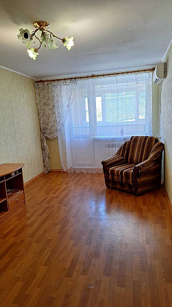 Одна кімнатна квартира  Новомосковск Новомосковськ - зображення 1