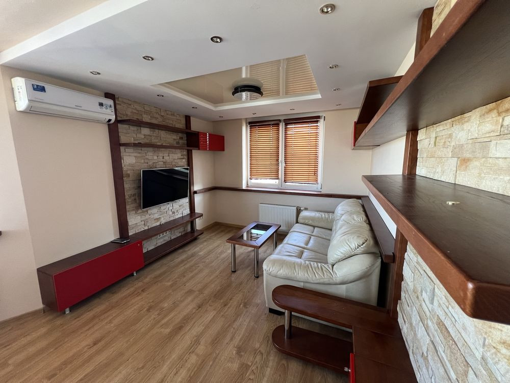 Сдам 5 комнатную квартиру. Проспект Маяковского, 70.  - изображение 1