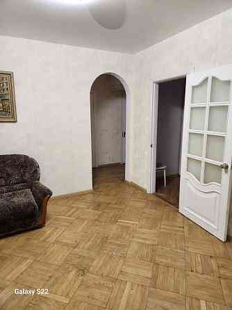 Продам свою 4х комнатную квартиру м Позняки Київ