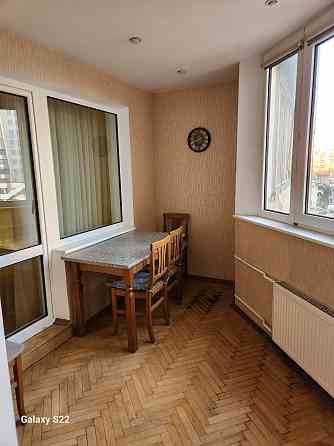 Продам свою 4х комнатную квартиру м Позняки Київ