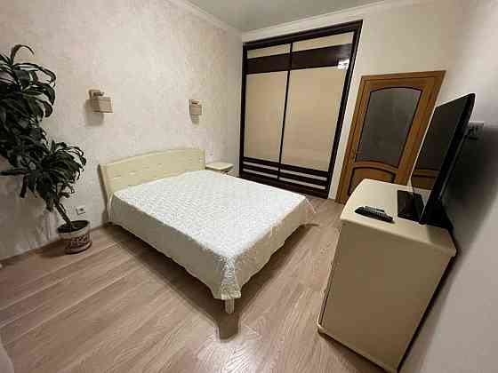 Квартира в ЖК  12 Жемчужина с ремонтом и мебелью Одеса