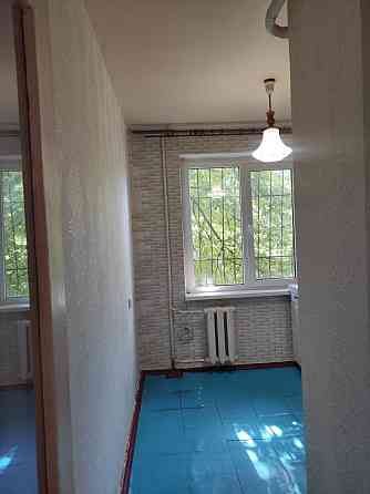 Продам 2-х комнатную квартиру на Дзержинке по улице Якира (В.Бызова). Кривой Рог
