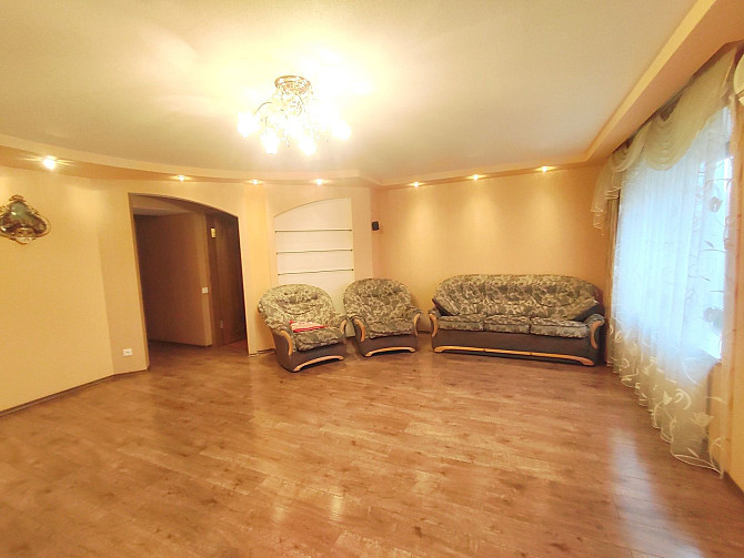 Продам 4-х комнатную квартиру в центре Новомосковска Новомосковск - изображение 4