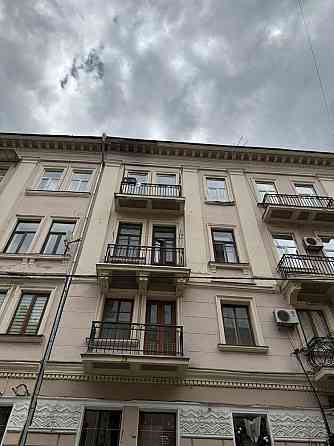 Квартира на Центральній площі Чернівці