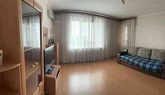 Продам чудову двокімнатну квартиру в центрі міста Чернигов