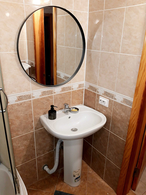 Просторная 1-ком г. Буча ул. Тарасовская район Лесной Бучи, общ. 60 м2 Буча - изображение 8