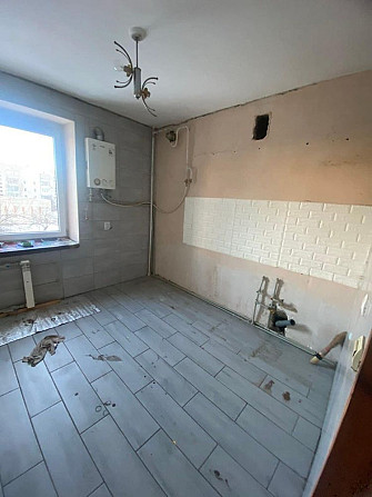 Продам 3-х кімнатну квартиру , р-н Київська Коростень - изображение 2