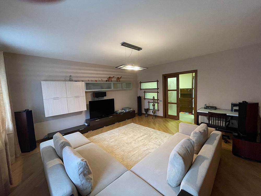 2-к кв-ра. Центр. м. Лукьяновская. Андрющенко ул. 4Д. СВЕТ ВСЕГДА! Киев - изображение 1