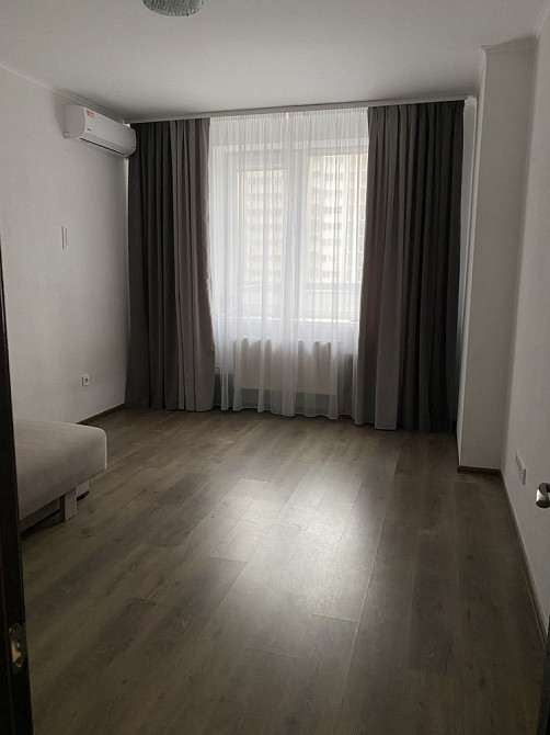 Продам свою 1 комнатную квартиру ЖК Озерний Гай Гатное - изображение 1