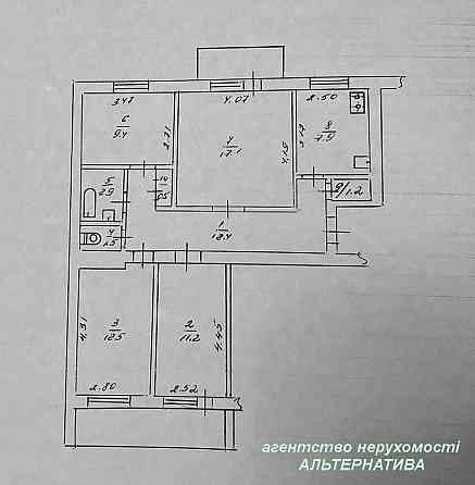 4-х к. кв. 700 річчя, р-н Депот Центр 3 пов. не кутова, на дві сторони Черкаси